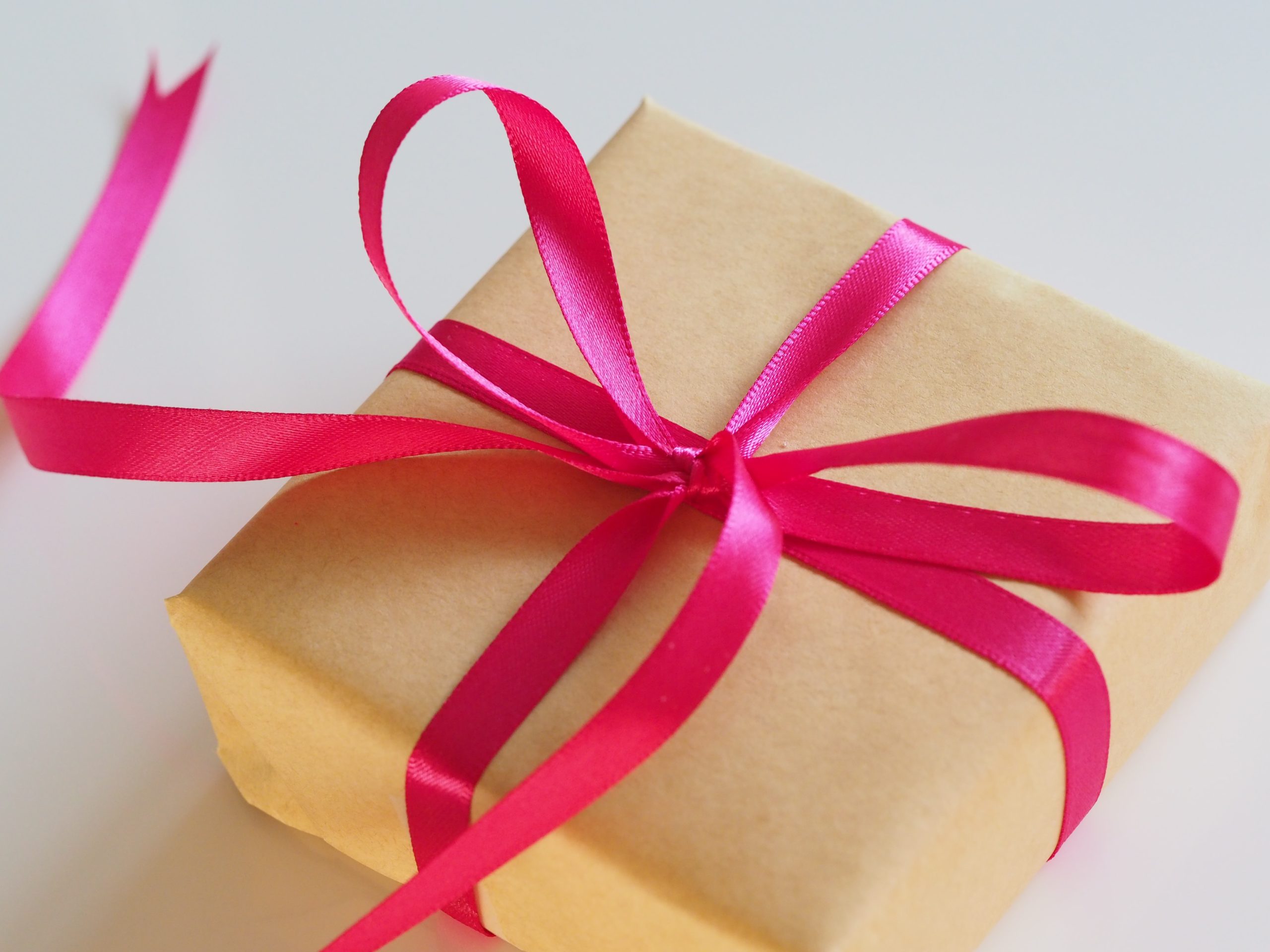 14 Free Gifts for Real Estate Marketing That Will Get You a Referral